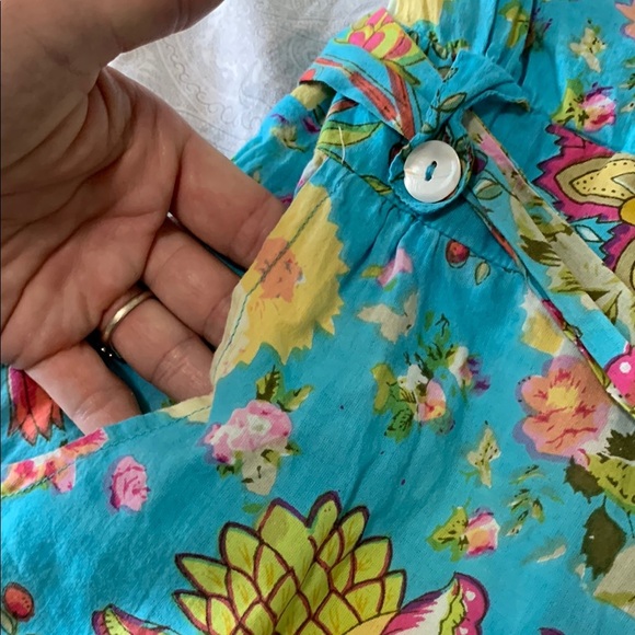 PLUM PRETTY SUGAR Floral V-Neck Romper - Picture 8 of 11